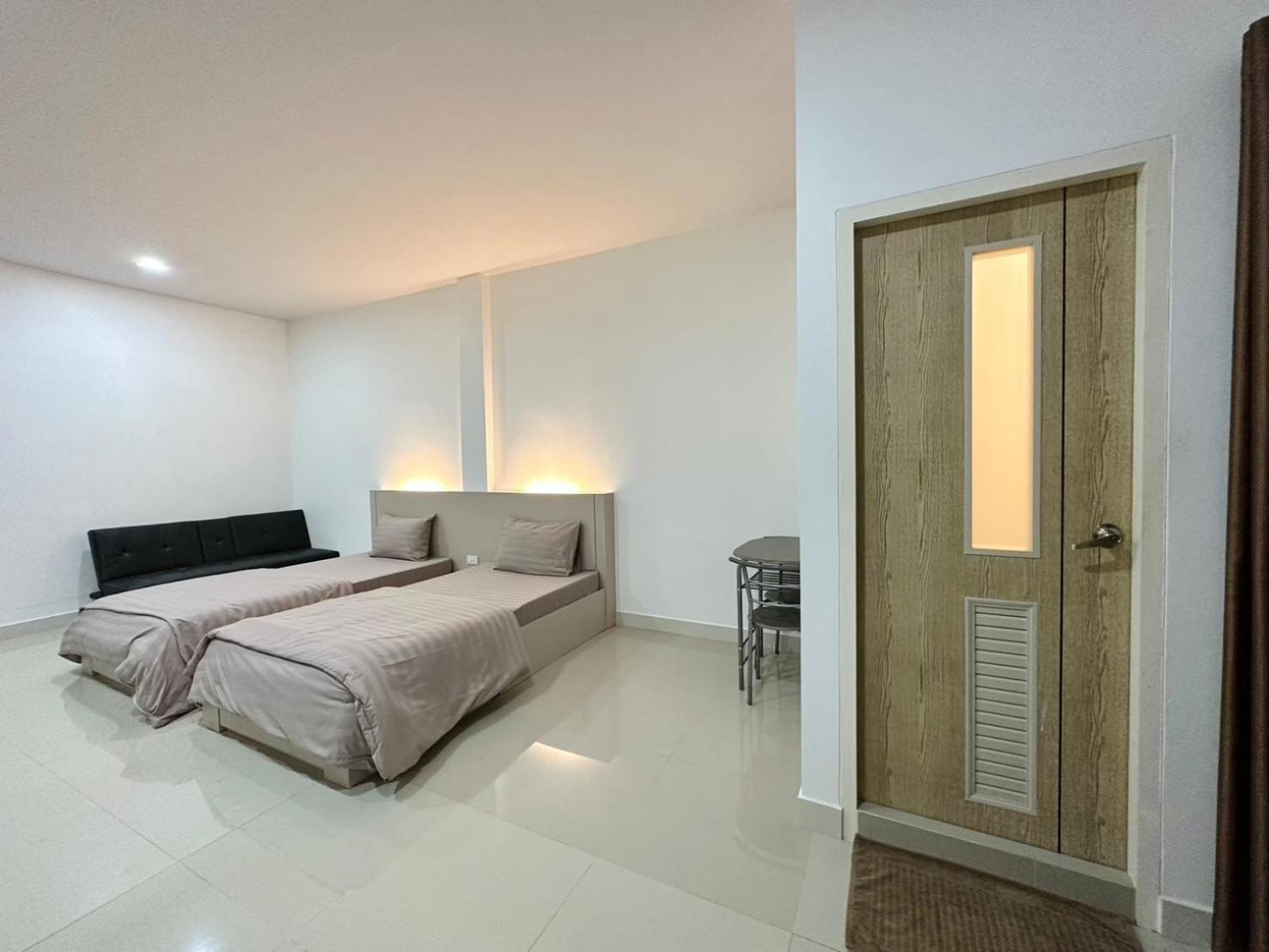 Hada House Apartment Bangkok Exterior photo